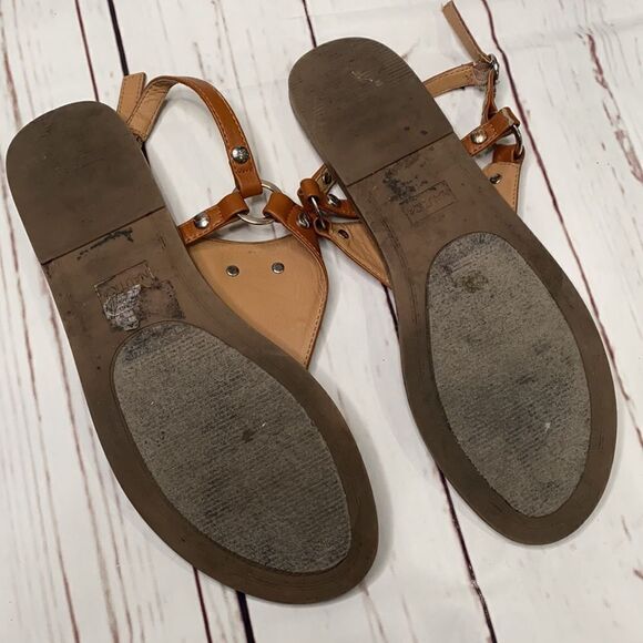 Nautica Tan Leather & Silver Thong Sandals - Picture 3 of 3